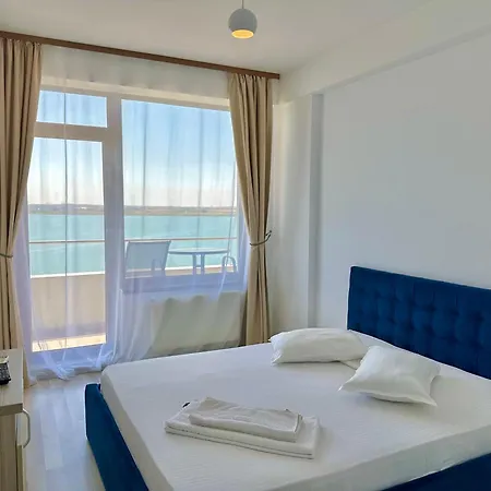 Blue Summerland Mamaia